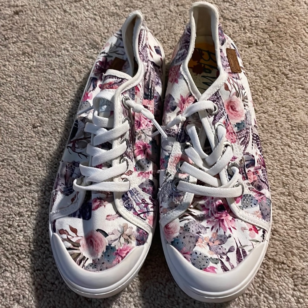 Blowfish Malibu slip on shoes
